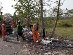 Setelah Diberitakan Media Kini Jalan Tembus Kedungrejo Mondoteko Baru Di Bersihkan