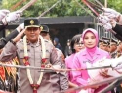 Tradisi Pedang Pora Warnai Penyambutan Kapolda Jateng : Semangat Baru Dalam Melayani Masyarakat