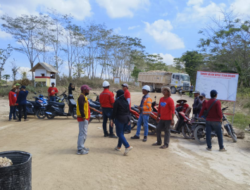 Warga Tegaldowo Blokade Jalan Produktif Pabrik, Buntut Gugatan PT. SI Rembang.