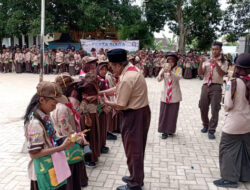 Menjadi Tergiat Terakhirpun Anak anak Tetap Bersorak Kegirangan dan Bergembira