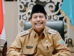 Hari Pertama Bertugas, Bupati Harno Awali dengan Doa di Depan Pintu Kerja