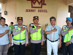 AKP Mujiyono, S.H.,M.H., Kapolsek Karangawen Pimpin Pengaman Di Gereja GKII Pundenarum