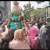 Kirab Budaya Dan Sosok Leak Mewarnai Dalam Acara Sedekah Bumi Dusun Taban Desa Jenengan