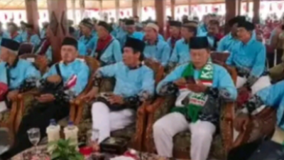 Jemaah Haji Grobogan Pamit, Wabup Titip Pesan Jaga Kesehatan dan Nama Baik Grobogan