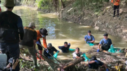 Run for River Singgah di Grobogan, 707 Kg Sampah Diangkat dari Sungai Jajar