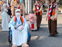 Dibalik Isak Tangis Embarkasi Haji Grobogan, Pramuka Peduli Jadi Garda Pelayan Terdepan