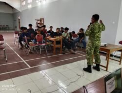 Babinsa Giriharjo Sosialisasikan Bahaya Kenakalan Remaja